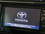 【純正ナビ】人気の純正ナビを装備しております。ナビの使いやすさはもちろん、オーディオ機能も充実!キャンプや旅行はもちろん、通勤や買い物など普段のドライブも楽しくなるはず♪