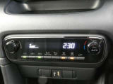 オートエアコン装備です。オートで空調を行ってくれるので車内は、とっても快適!だからドライブもさらに楽しい!