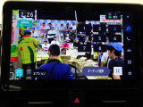 【TV】停車中であれば、テレビを楽しむこともできるので、ドライブ中の休憩中に気分転換や車の中で時間をつぶすことだってできます♪