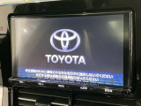 【純正9型ナビ】人気の純正ナビを装備しております。ナビの使いやすさはもちろん、オーディオ機能も充実!キャンプや旅行はもちろん、通勤や買い物など普段のドライブも楽しくなるはず♪
