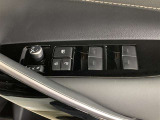 パワーウインドウスイッチ、いたずら防止・挟みこみ防止に、ウインドウロックスイッチを使用ください。便利な電動可倒式ミラースイッチ、集中ドアロックスイッチ