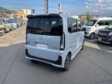 ■□■□■ アフターサービスも安心!! 自社整備工場・自社鈑金工場・積載車を完備しておりますので、お客様のご購入後も手厚くサポートいたします!! ■□■□■