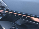 車両の詳細、ご質問につきましては、営業スタッフまでお気軽にご連絡下さいませ。遠方のお客様には実車の詳細動画送信も承ります。お問合せをお待ち致しております。