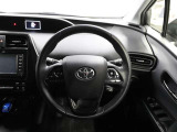 各操作スイッチなどもハンドルから手を放すことなく操作可能で安全運転に支援いたします!