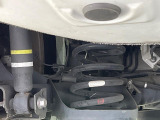 お車を安心してお乗りいただく為には、足回りの定期点検が欠かせません。サービスサポート(有償保証)では無料点検もご提供しており、安心のカーライフをお過ごしいただけるサポート体制が整っています。