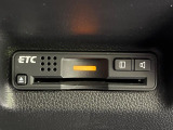 【ETC】高速道路の料金所をストレスなく通過!話題のスポットやサービスエリアに多い「スマートIC」利用時は必須のアイテムです。当店でセットアップを実施、ご納車当日からすぐにご利用いただけます!