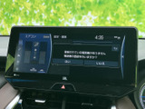 画面内に各種メニューがまとまり、表示も見やすく確認しやすい仕様です。音楽や車両設定など、日々使う機能へアクセスしやすく、乗車時の操作をスムーズにサポートします。