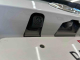 バックカメラを装備。後方確認や駐車をサポートします。
