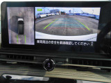 バックモニター付きですから、駐車が不慣れな方でも車庫入れが楽々スムーズ♪お買い物やお出かけ時に活躍間違い無し。使い慣れると手放せない装備になりますよ。
