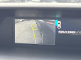 【サイド&バックカメラ】停車・駐車時に死角になりがちな運転席から見えづらいサイドとリアの障害物を確認できます!雨天時や夜間などは特に活躍してくれるアイテムです。