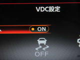 『VDC』(横滑り軽減装置)が装着されていますので、滑りやすい道や障害物を回避した際に、車両を安定させます♪♪