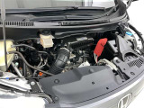 普段はあまり見ないエンジンルーム内も綺麗に仕上げています。見えないところも清潔に保ちたいですよね。