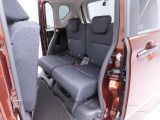 納車前に12ヶ月点検・エンジンオイル交換・ バッテリー交換・ワイパーゴム交換・キーレス、キーフリーの電池交換を実施しております。ダイハツの整備士がきっちりと点検したお車をお届けいたします!
