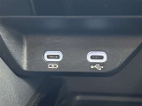 トヨタ認定中古車 8人乗り 9000キロ AC100V  全周囲カメラ BSM  ナビ&フルセグTV Bluetooth LEDヘッドライト アルミホイール スマートキー ETC  ドラレコ ワンオーナー ブラインドスポットモニター