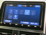 ラジオやテレビ、Bluetoothなど、複数の音源を画面上で選択できます。使いたいソースを一覧から確認しやすく、通勤やお出かけなど日々の移動に合わせて活用できます。