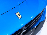街乗りから週末のツーリングまで、あらゆるライフシーンに寄り添うV8フロントミッドシップ・グランドツアラーです。