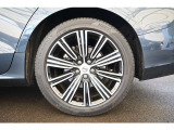 詳細お問い合わせは、VOLVO CAR姫路まで。079-292-5481