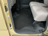安全・安心な走行のために、納車前にダイハツのクルマを知り尽くしたエキスパートが基本性能に関わる機能や状態を徹底的に点検。消耗部品の交換など法定12ヶ月点検相当の点検・整備を実施しております。