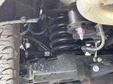 お車を安心してお乗りいただく為には、足回りの定期点検が欠かせません。サービスサポート(有償保証)では無料点検もご提供しており、安心のカーライフをお過ごしいただけるサポート体制が整っています。