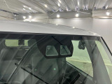 先進技術によってさらに進化した「次世代スマートアシスト」が毎日の運転で感じる不安や緊張を減らし、ヒヤッとするシ-ンを未然に防ぐためにサポ-トします!