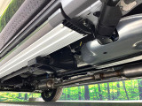 【電動サイドステップ】車高の高いお車でも、これがあれば小さいお子様の乗り降りも楽々♪スライドドアと連動して作動する為、煩わしい操作は不要です!