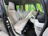 運転席シート廻りは使用感も少なく、良好な状態となっています。丁寧に使われていたことがよくわかりますね。