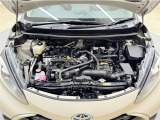 トヨタ中古車「まるごとクリーニング」施工済。エンジンルームを専用洗剤で洗浄!高圧&スチーム洗浄も行います。樹脂部分も艶出し剤でピカピカです☆☆