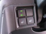 運転席と助手席にはシートヒーターも付いています!