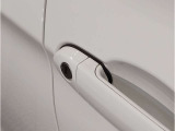 BMW認定中古車は100項目の箇所を徹底的にチェック致します。機械的な箇所や電気系、コンピューターなどを詳細に点検。交換基準に達した部品は整備した後にご納車致します。