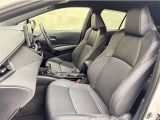 トヨタ中古車「まるごとクリーニング」施工済。外装はもちろん内装はシートを外して見えない所まで徹底洗浄しています。