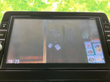 画面にはテレビ映像が表示され、停車中に番組を視聴できます。タッチ操作で画面を確認しながら利用でき、休憩時間を車内で過ごす際にも楽しみが広がります。