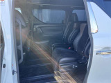 ゆとりある広々とした車内空間は、ドライブを始め買い物やレジャーなど、幅広く活躍します。一人でもみんなとでもお出かけを楽しみましょう!