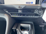 運転席の操作箇所です。ぜひ一度ご来店のうえご覧になってみてください♪