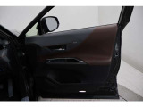 運転席ドア。除菌、消臭済です。
