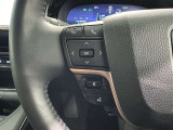 ステアリングスイッチ装備!運転しながら手元でオーディオの操作などができます。