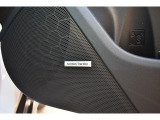 ハーマンカードンサウンドシステム装備!運転することが愉しくなるような快適な音響空間を作り出します!