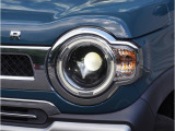 【ヘッドライト】省電力で長寿命の明るく運転しやすいLEDヘッドランプです。明るく照らすので暗い夜道からお客様を守ってくれます。お近くのスズキ自販島根までお越しください。