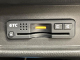 【ETC】高速道路の料金所をストレスなく通過!話題のスポットやサービスエリアに多い「スマートIC」利用時は必須のアイテムです。当店でセットアップを実施、ご納車当日からすぐにご利用いただけます!