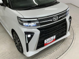 ヘッドライトには目立つくすみも無くクリアに仕上がっております。ポリッシャーでのみがきの工程を取り、ツヤのあるキレイな状態へ。