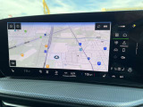 ●MMIナビゲーション『高解像度カラーディスプレイに、Bluetooth(R)接続によるハンズフリー通話機能を搭載しています。』