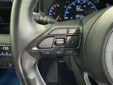 ステアリングスイッチ装備!運転しながら手元でオーディオの操作などができます。