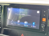 【ディスプレイオーディオ】お持ちのスマホやMP3プレイヤーとの無線接続で音楽再生が可能!コードで繋ぐわずらわしさも無く、手軽にお気に入りの音楽を楽しめます。