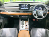 アウトランダー PHEV 2.4 P 4WD 