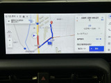 目的地までのルートや所要時間を画面上で確認でき、音声案内などの項目も表示されています。行き先の設定から案内開始まで、画面を見ながら進められる便利な装備です。