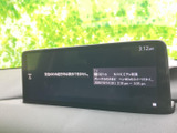 停車中にテレビ番組や映像を視聴でき、待ち時間も車内で過ごしやすくなります。番組情報も画面上で確認できるため、お出かけ先での休憩時間にも便利です。