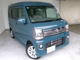 日産ディーラーの自動車保険にご加入いただくと付いてくる日産オリジナルサービスもご用意しております。アクシデント時の駆けつけやレッカー移動サービスなど・・・いざという時に頼りになります。