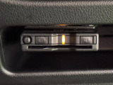 ETCカードを挿入することで高速道路を利用する際の支払いがキャッシュレスになったり、ETCスマートインターチェンジが利用できたり、とても便利なアイテムです!保証は修理保証のみとなります。