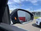 ●ブラインドスポット(サイドアシスト)付き!サイドミラーやバックミラーに映らない車両の存在を指し、これを意識することで事故のリスクを減らすことができます。