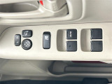 【パワーウインドウ】運転席のスイッチで、各席の窓ガラスの開閉ができます!あると便利ですよね!