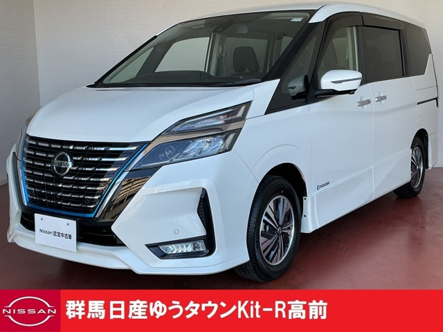 セレナ 1.2 e-POWER ハイウェイスターV 